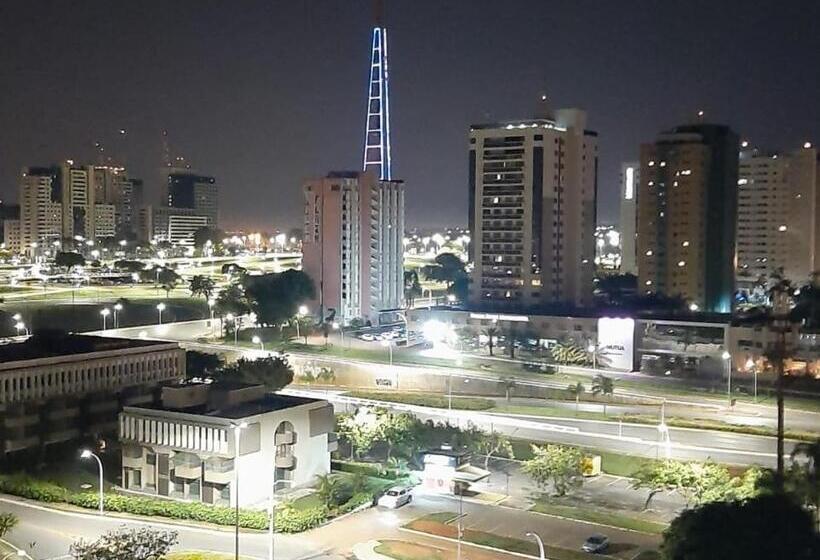 ホテル Garvey Park