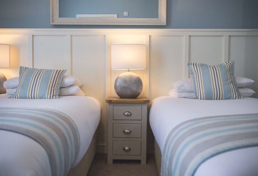 George Hotel, Bw Signature Collection