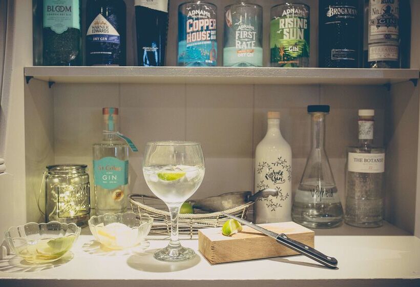 George Hotel, Bw Signature Collection