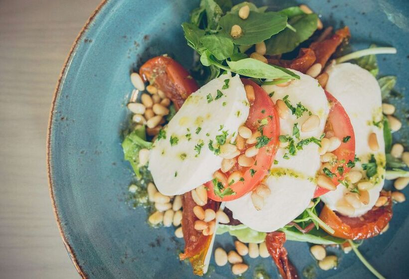 George Hotel, Bw Signature Collection