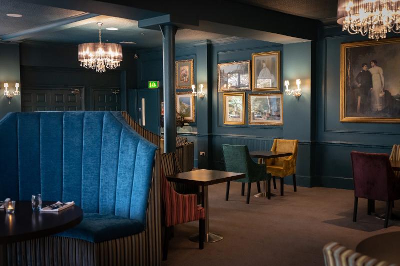 Отель Hollin House