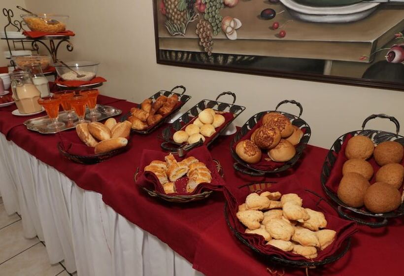 هتل House Inn Apart