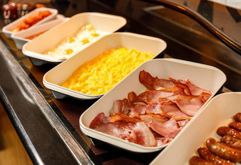 ホテル Ibis Styles Bournemouth