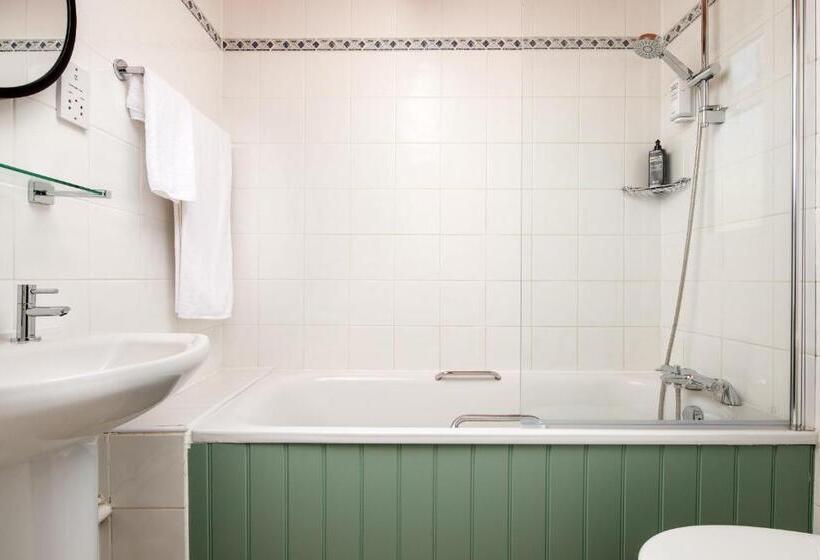 ホテル Ibis Styles Bournemouth