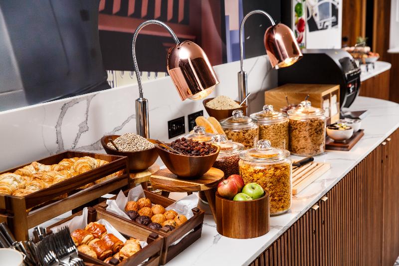 호텔 Ibis Styles London Heathrow East