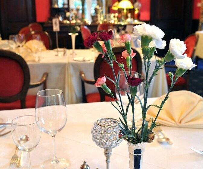 ホテル Ledgowan Lodge