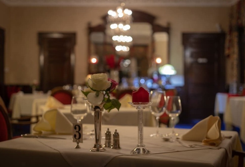 ホテル Ledgowan Lodge