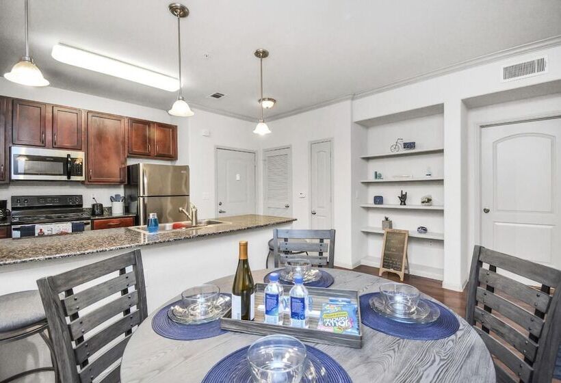 Отель L'hirondelle Flat Service