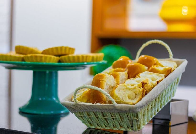 בית מלון כפרי Rede Andrade Luxor