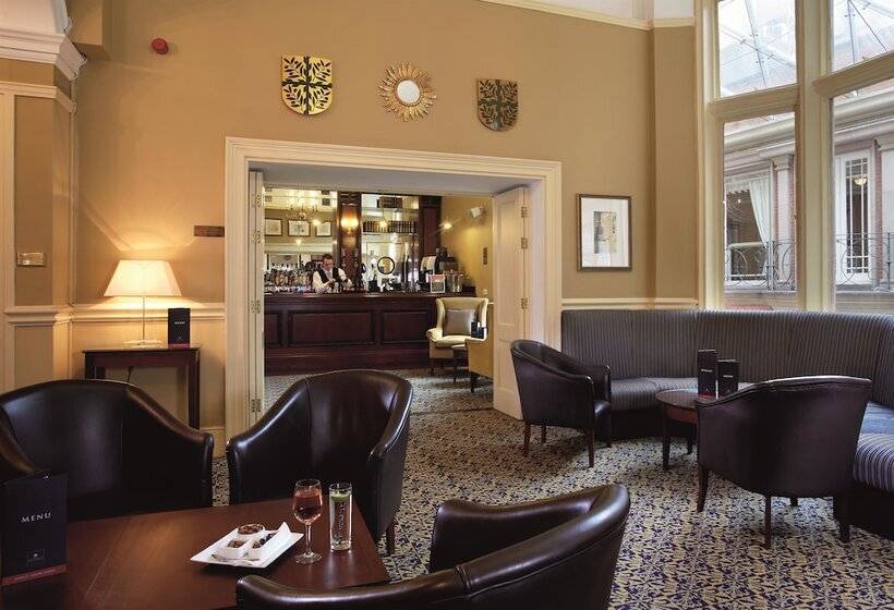 בית מלון כפרי Macdonald Burlington