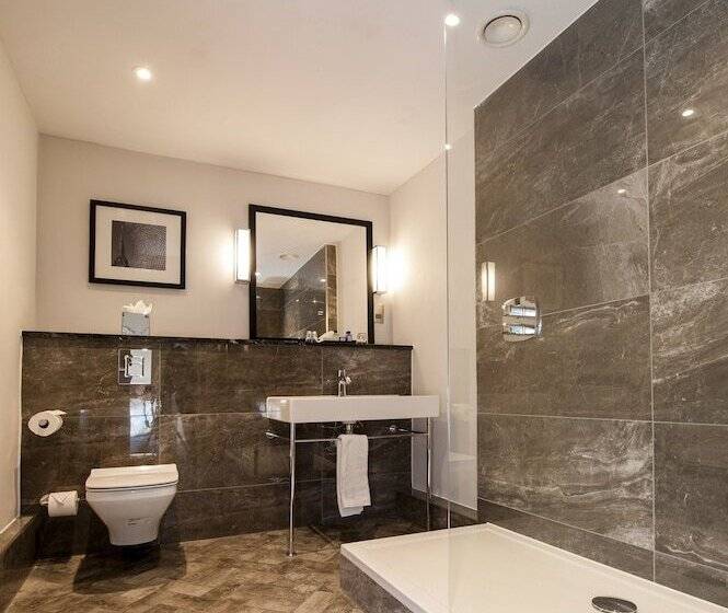 בית מלון כפרי Macdonald Burlington