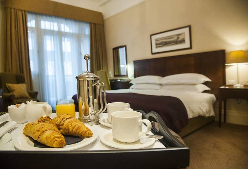 ホテル Macdonald Burlington