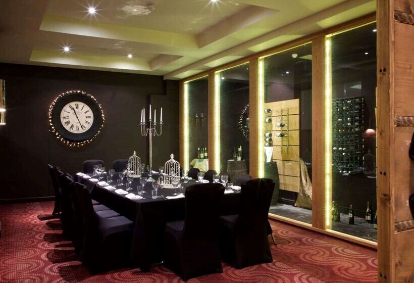 Manchester Airport Stanley Hotel, Bw Signature Collection