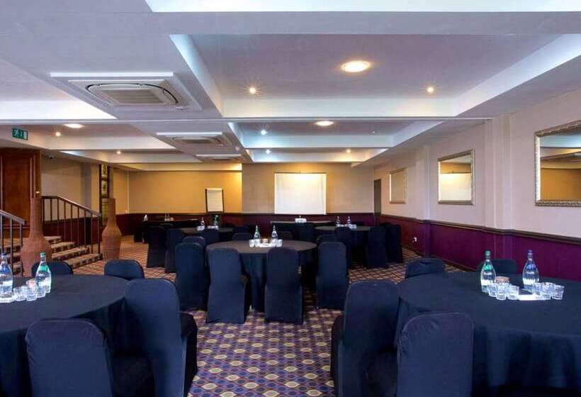 Manchester Airport Stanley Hotel, Bw Signature Collection