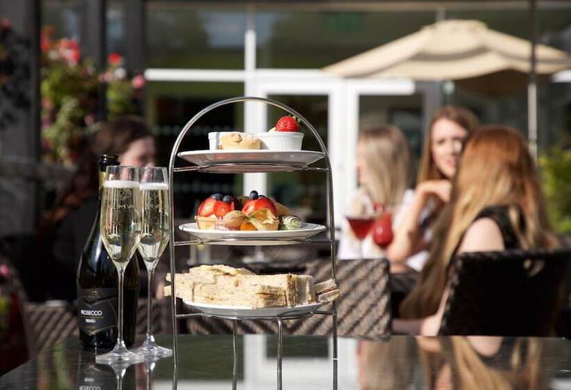 Manchester Airport Stanley Hotel, Bw Signature Collection