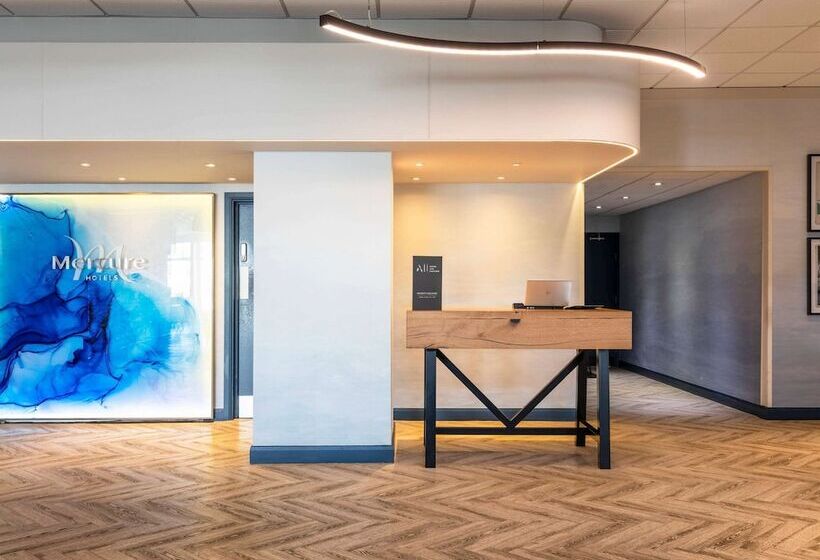 Отель Mercure Bedford Centre