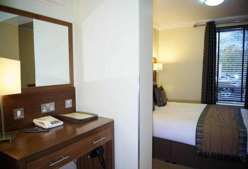 酒店 Nevis Bank Inn