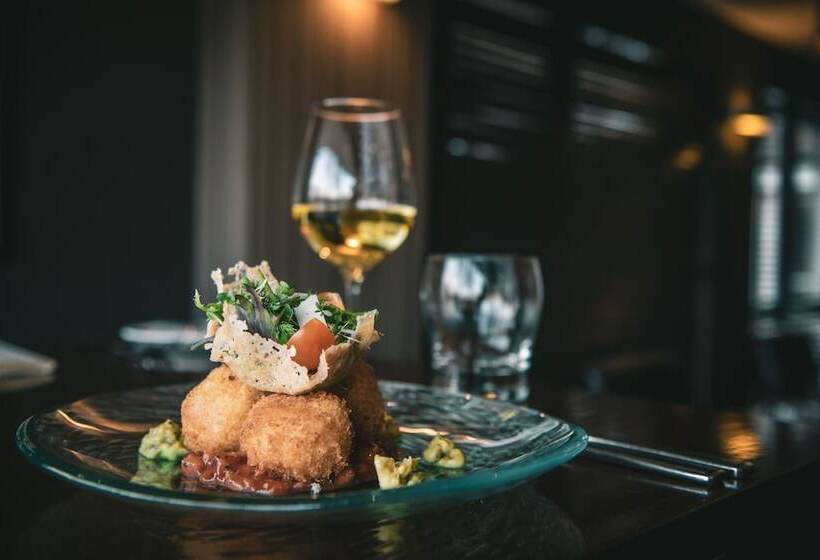 酒店 Nevis Bank Inn