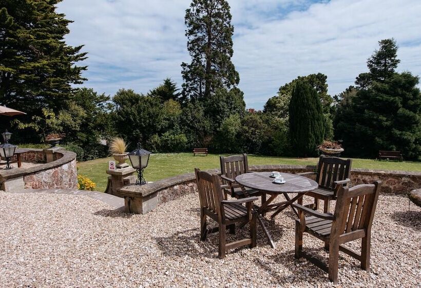 בית מלון כפרי Northfield