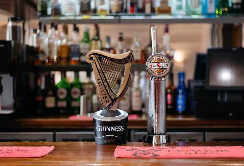 בית מלון כפרי Northfield