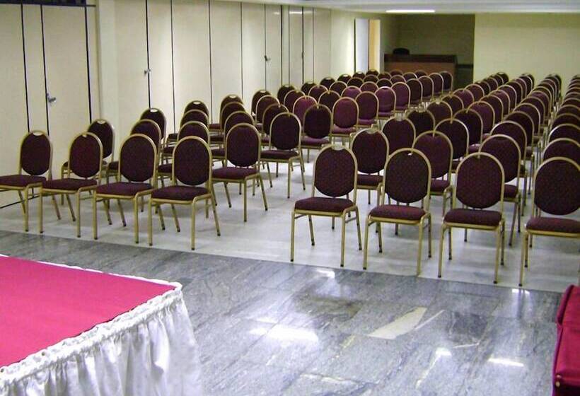 酒店 Phenícia Bittar