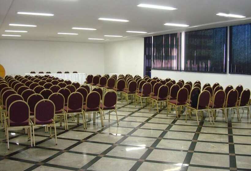 酒店 Phenícia Bittar