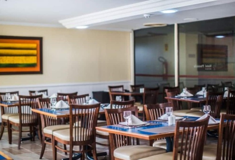 酒店 Phenícia Bittar