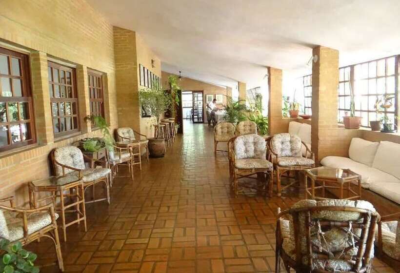 ホテル Pousada Maranduba