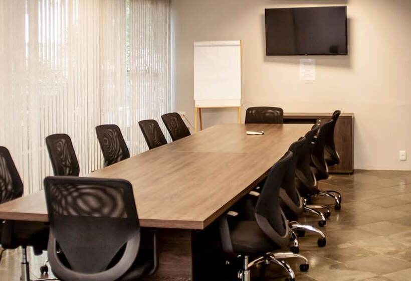 호텔 Rafain Centro