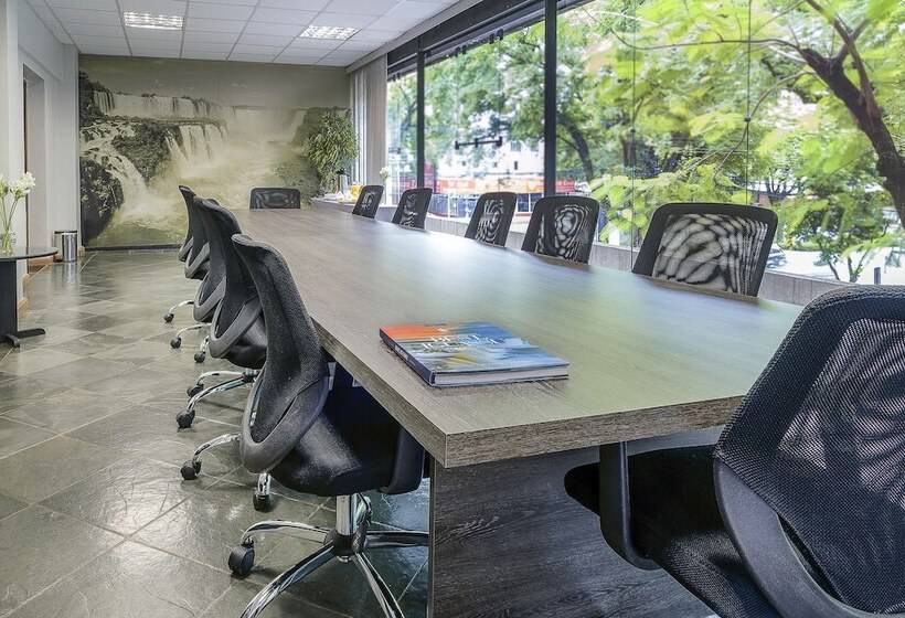 호텔 Rafain Centro