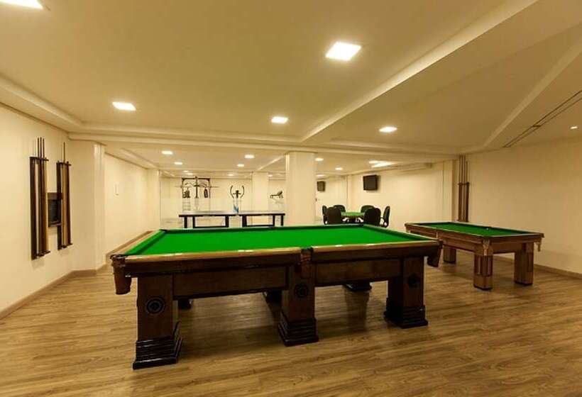 호텔 Rafain Centro