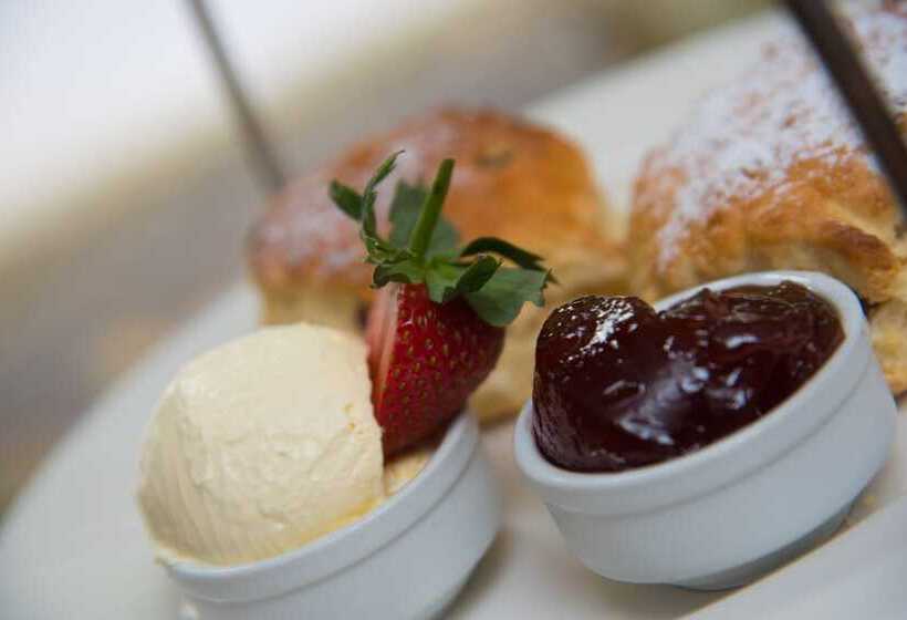 Regency Park Hotel, Health Club & Spa