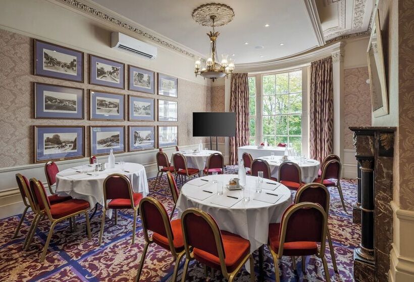 فندق Reigate Manor