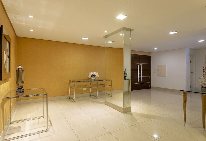 Roochelle Hotel By Nobile