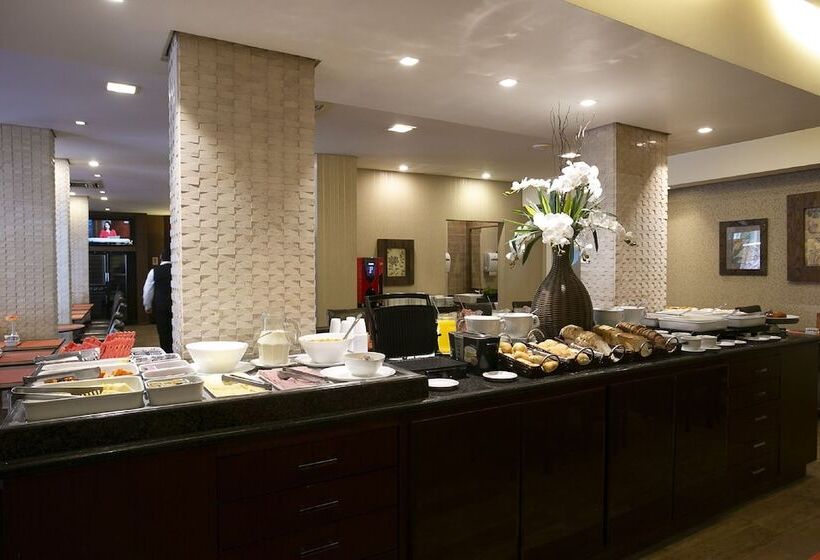 Roochelle Hotel By Nobile