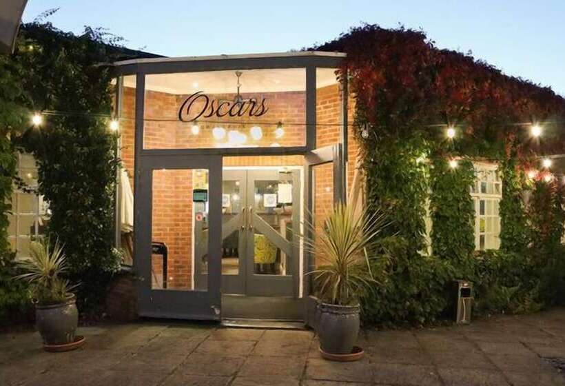 Отель Rossett Hall