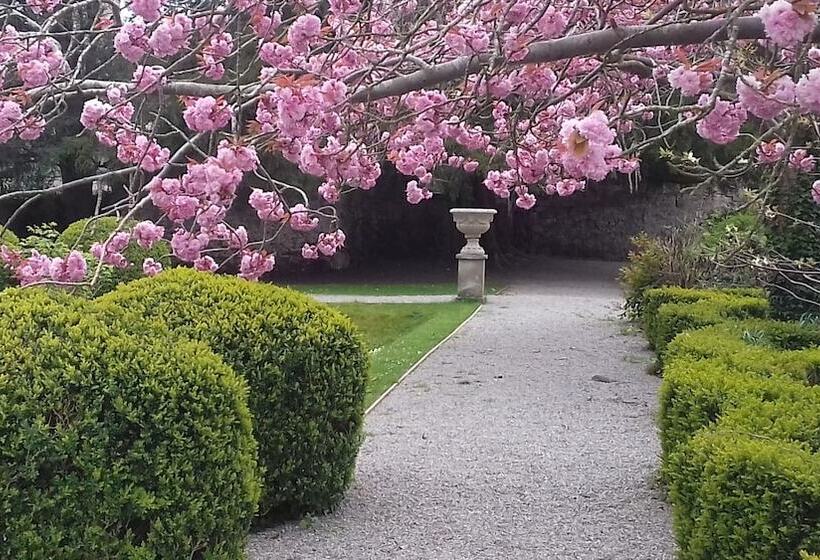 Ruthin Castle Hotel And Spa