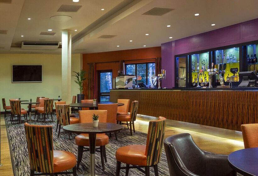 Отель Stratford Manor