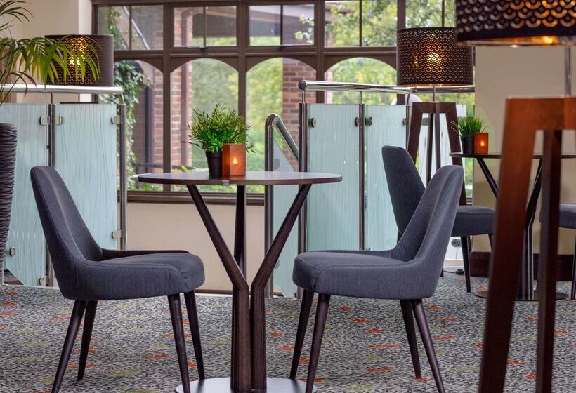 Отель Stratford Manor