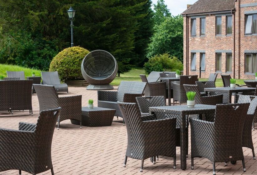 Отель Stratford Manor