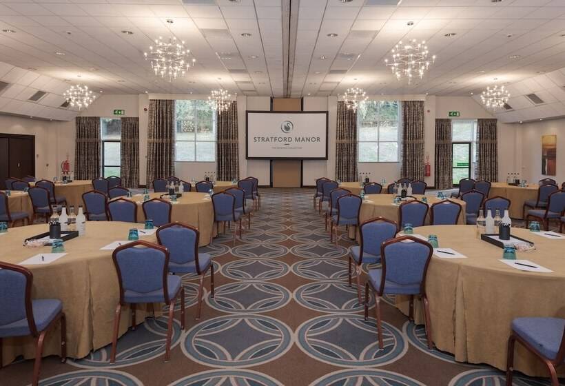 Отель Stratford Manor