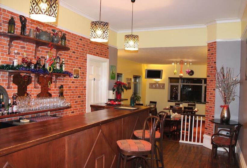 Отель The Abbey House