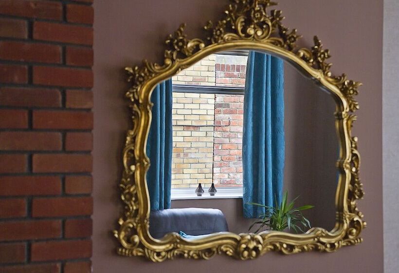 Отель The Abbey House