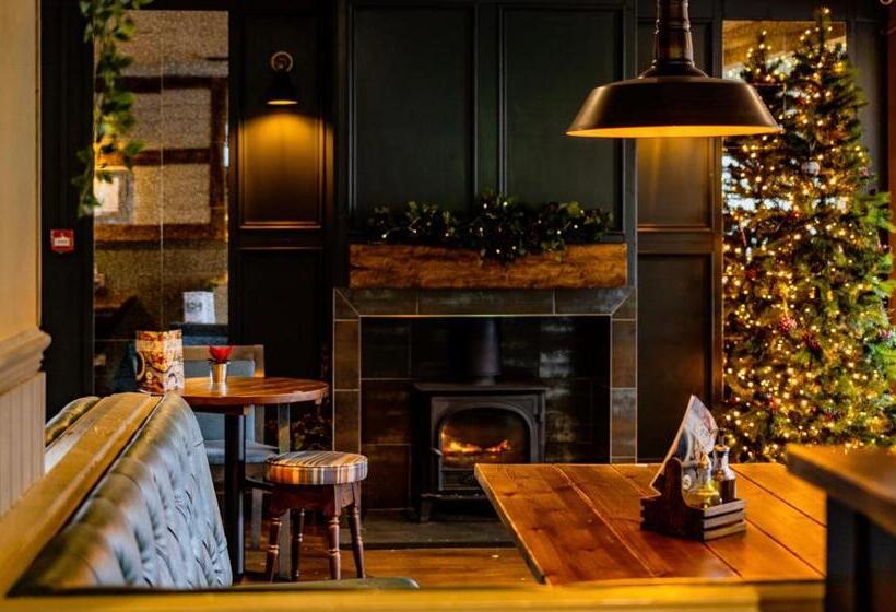 בית מלון כפרי The Balavoulin   Pub With Rooms