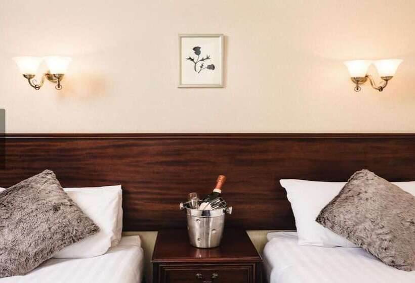 בית מלון כפרי The Lovat