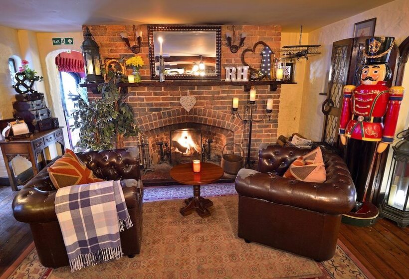 فندق The Roundabout