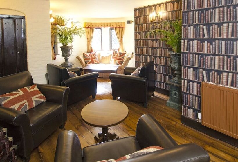 فندق The Roundabout