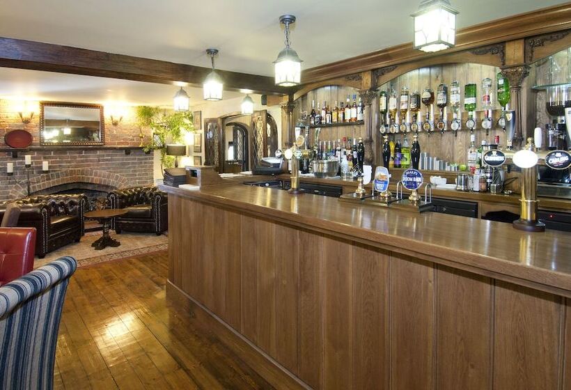 فندق The Roundabout