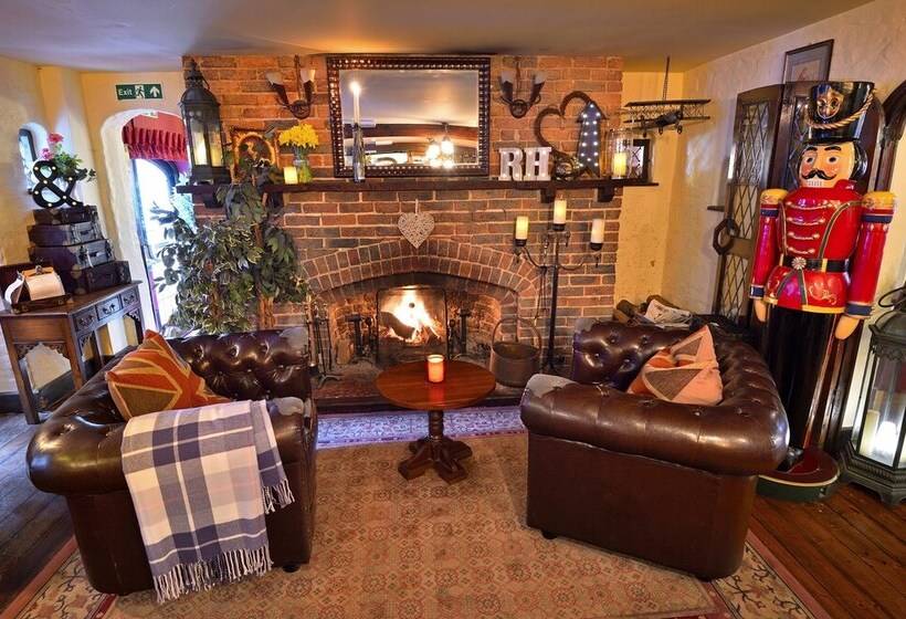 فندق The Roundabout