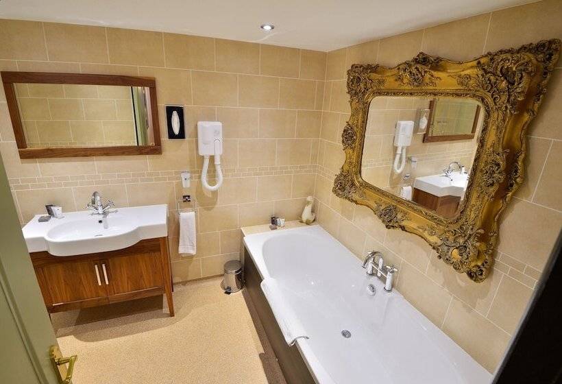 فندق The Roundabout